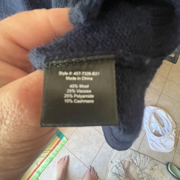 Jenni Kayne Blue Sweater - Picture 3 of 4